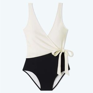 Summersalt- The Perfect Wrap swimsuit